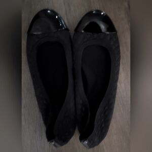 (Moving Sale) Women's black size 8 medium flat dress shoes